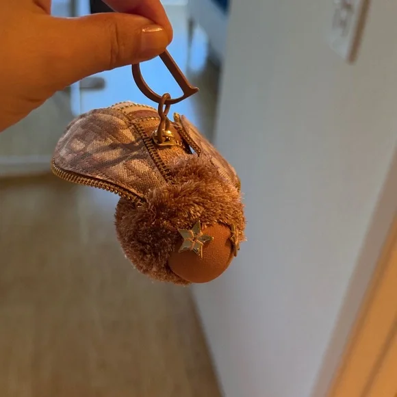 Mauve Dior bee charm - Picture 2 of 2